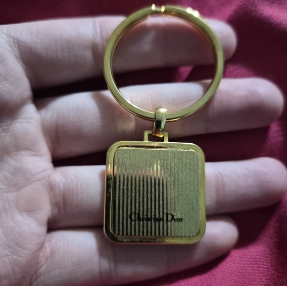 Dior - Picture 3 of 3